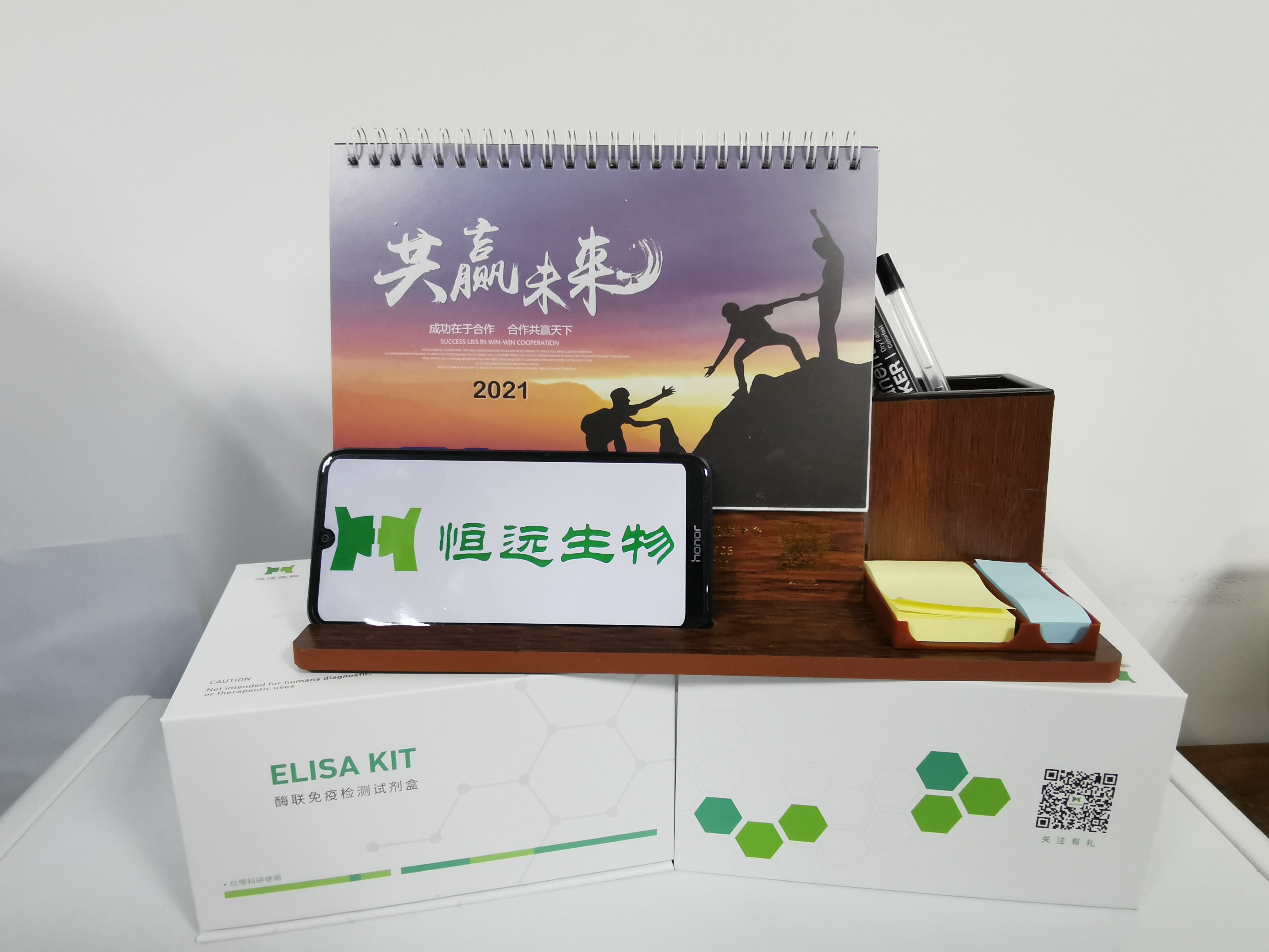 艳妇厨房激情偷换